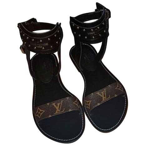 Louis Vuitton sandals outlet